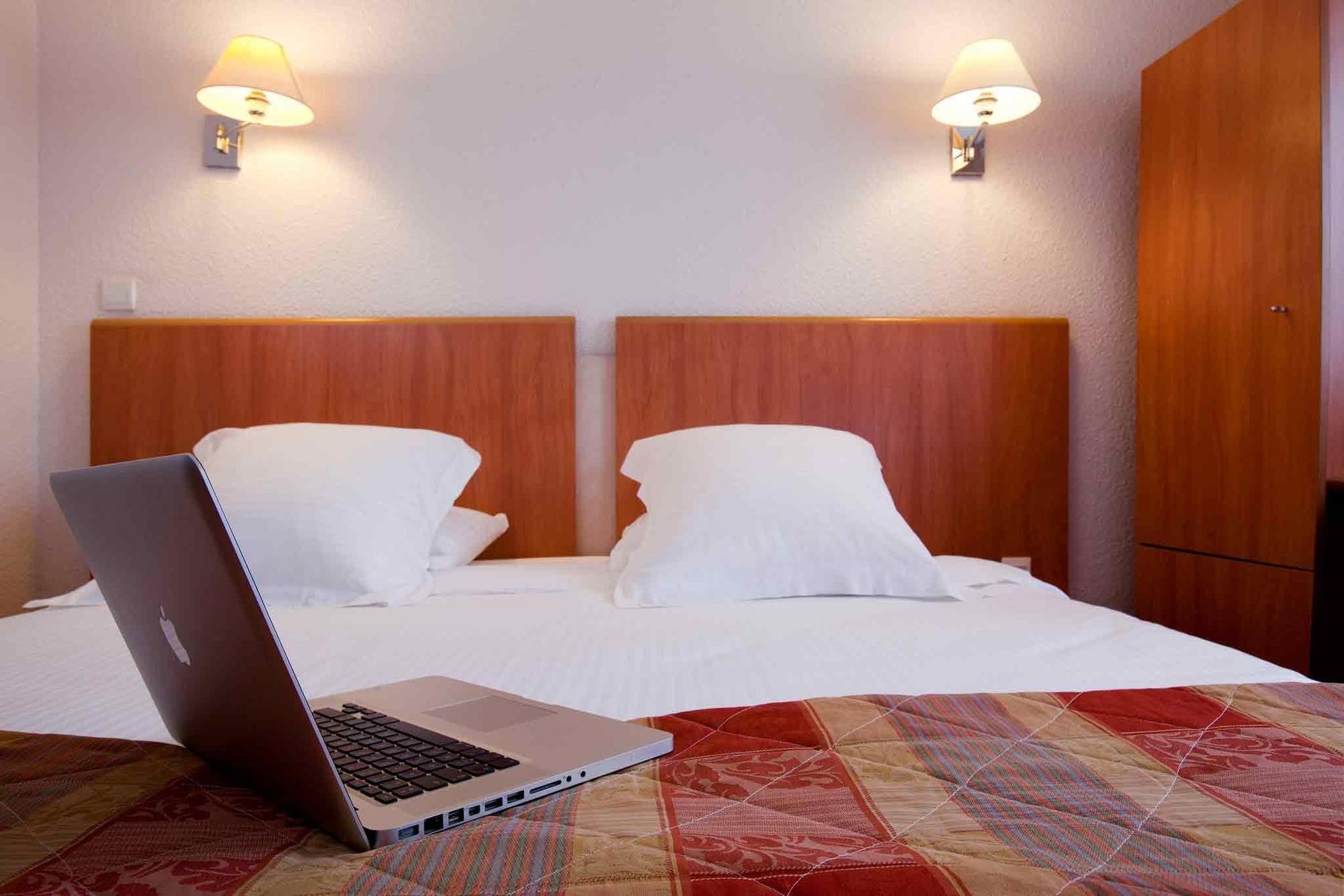 Ibis Styles Le Mans Gare Sud Hotel Exterior photo