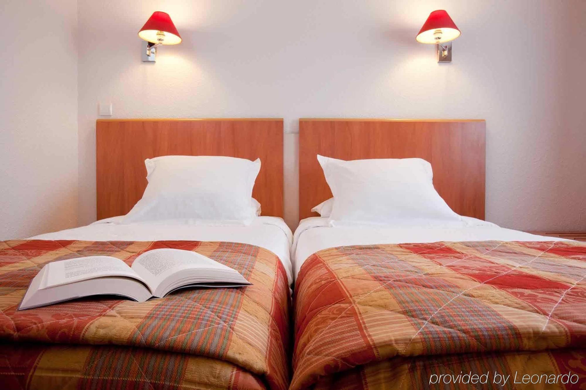 Ibis Styles Le Mans Gare Sud Hotel Exterior photo
